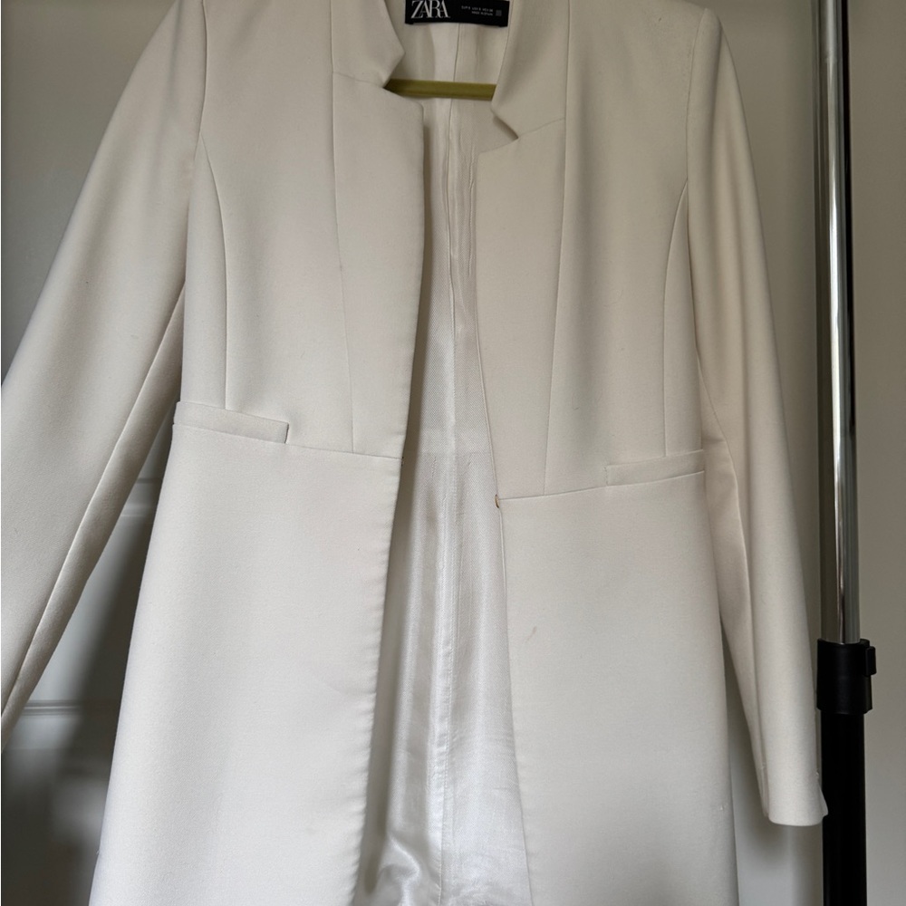 Zara Women's White Jacket - Structured Blazer Size Small